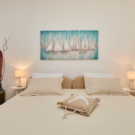 Studio Dolores-Apartment By The Sea Maranovići Buitenkant foto