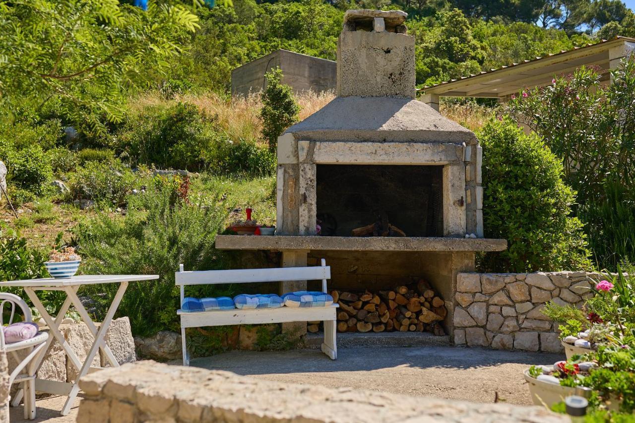 Studio Dolores-Apartment By The Sea Maranovići Buitenkant foto